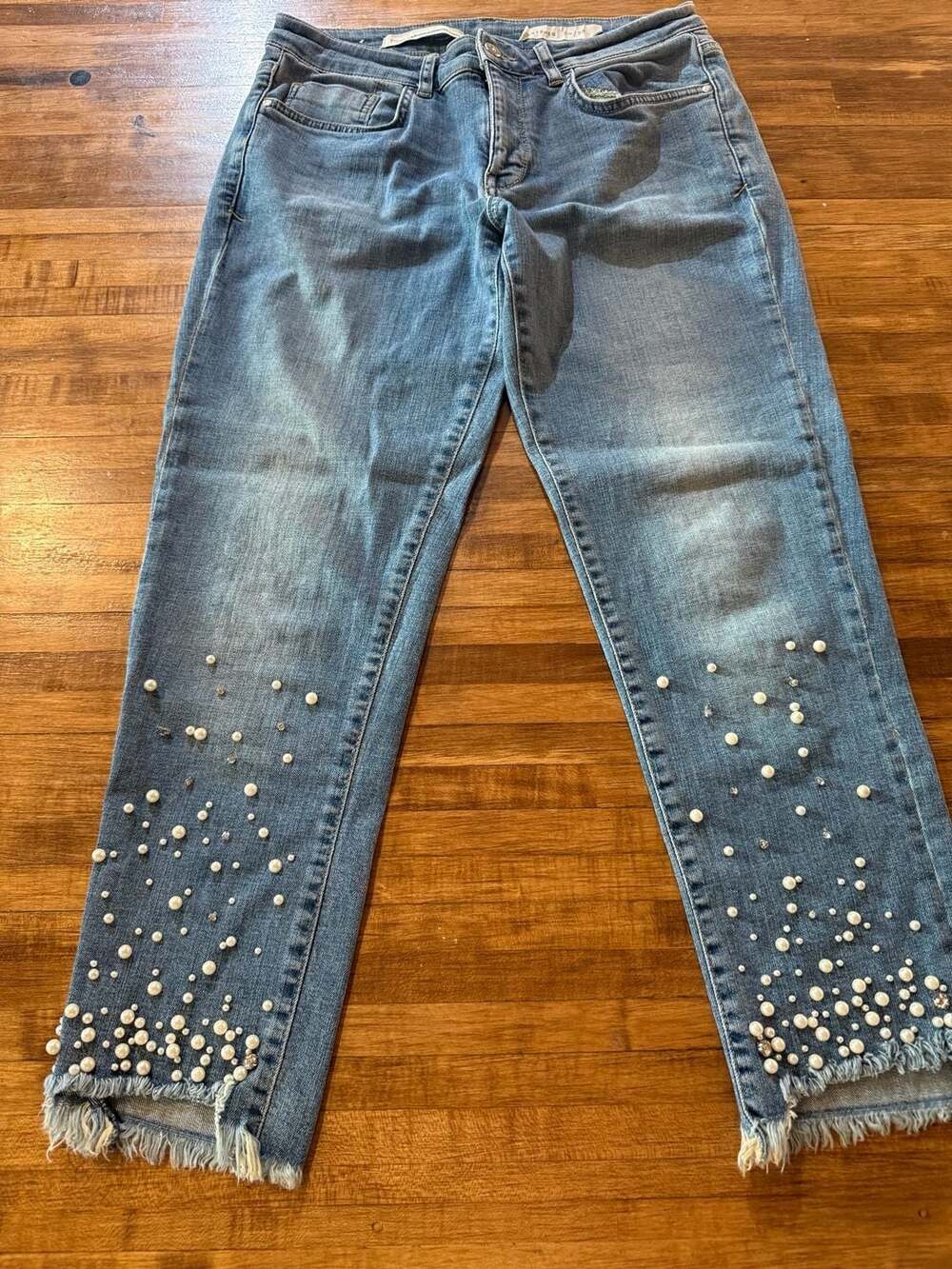 Pilcro Hyphen Size 28 Pearl Embellished Jeans (m1)